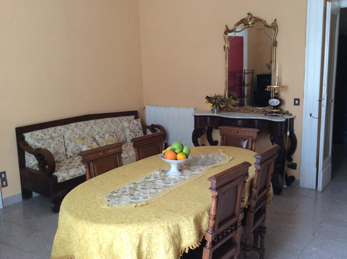 Napoli Retro Bed & Breakfast Exterior photo